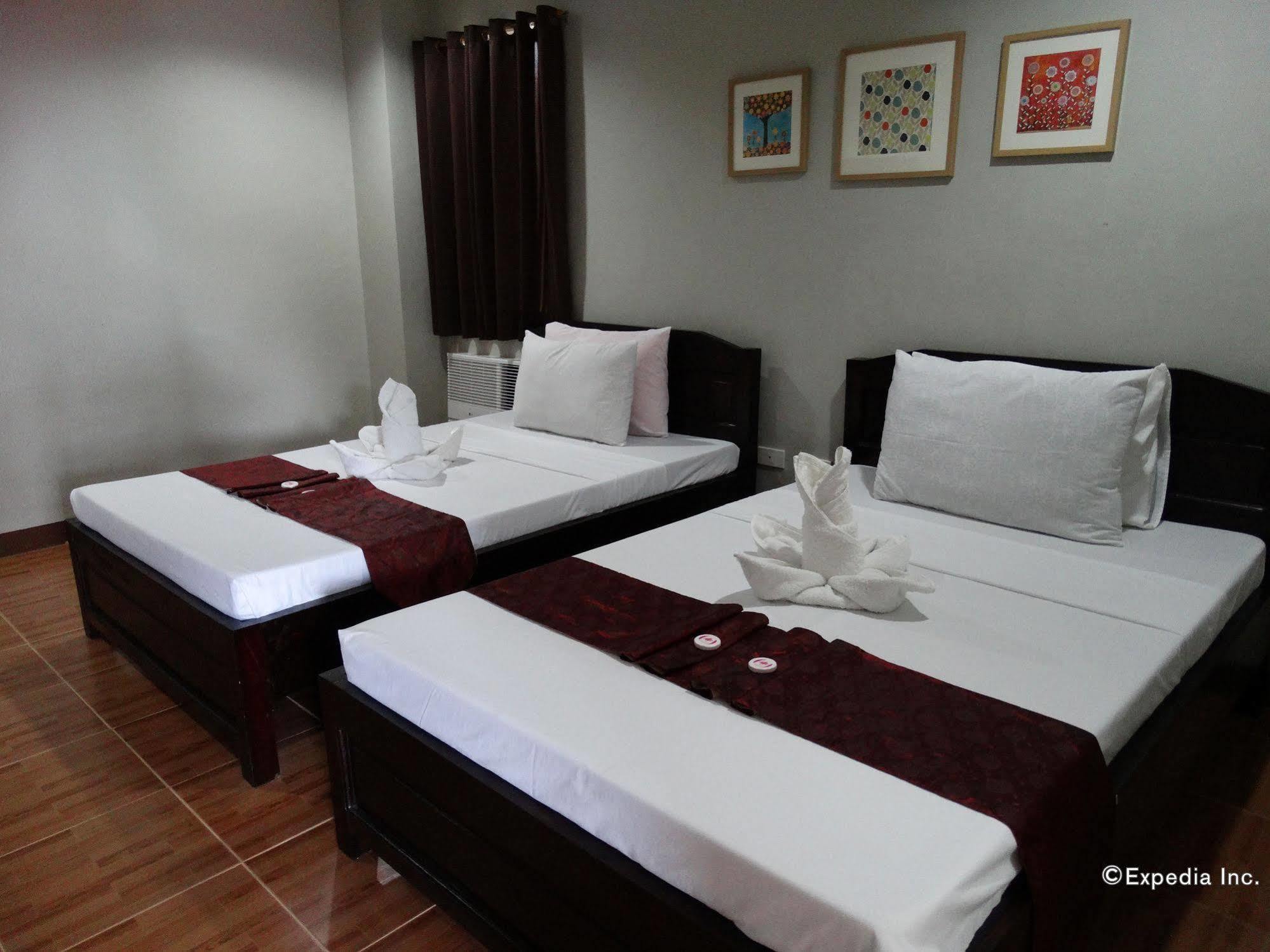 Harbour Gardens Tourist Inn Tagbilaran Exterior foto