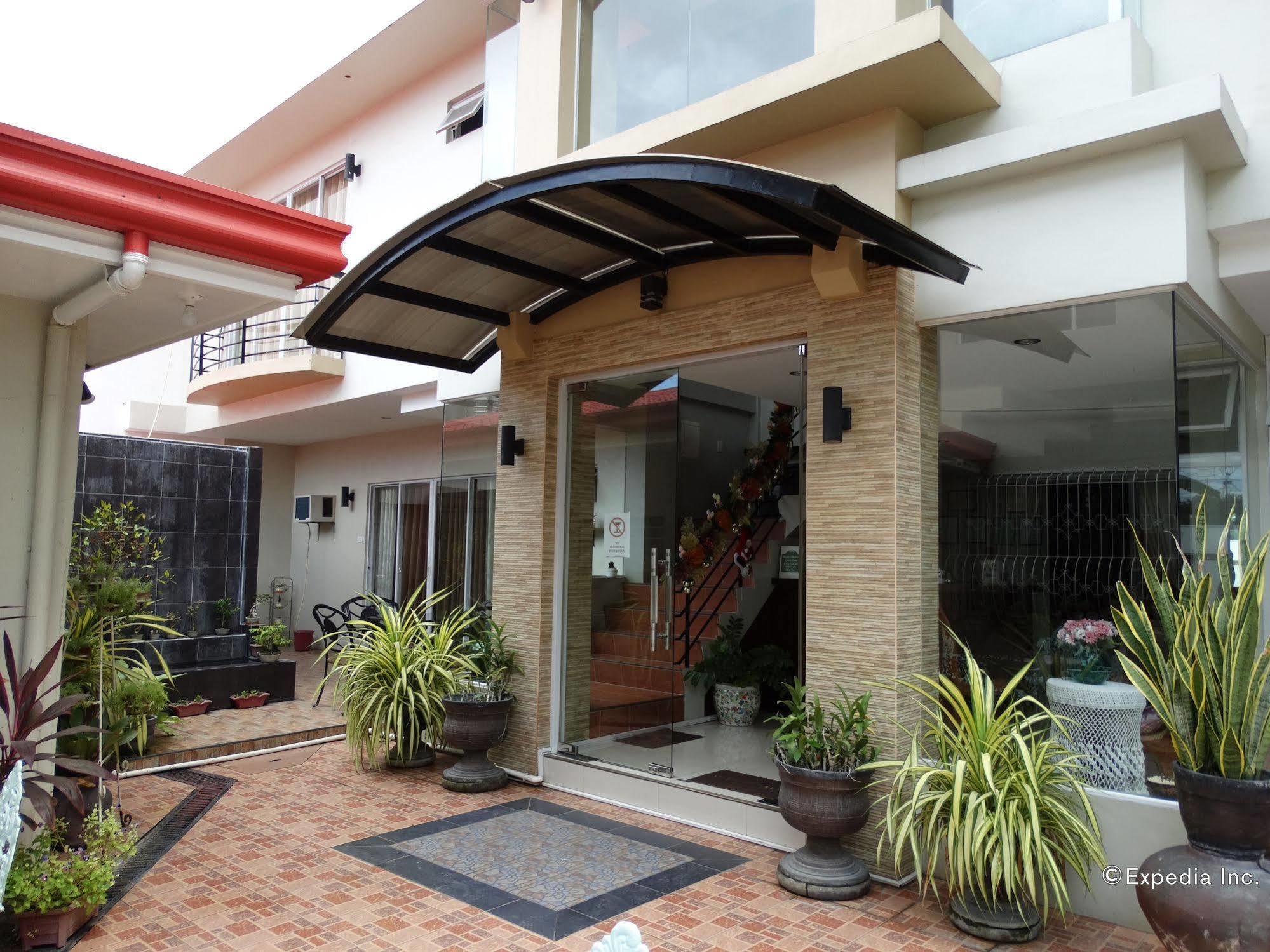 Harbour Gardens Tourist Inn Tagbilaran Exterior foto