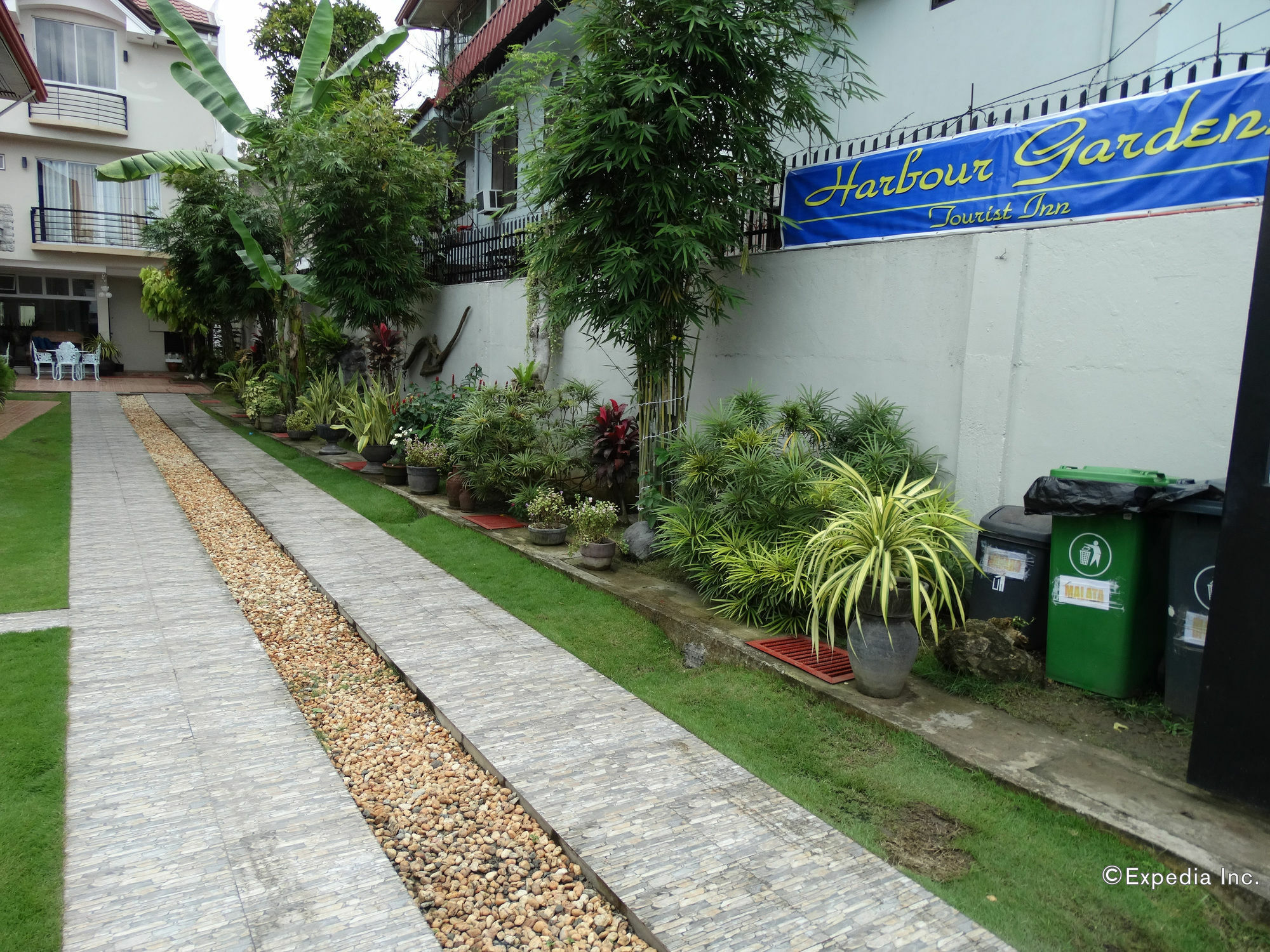 Harbour Gardens Tourist Inn Tagbilaran Exterior foto