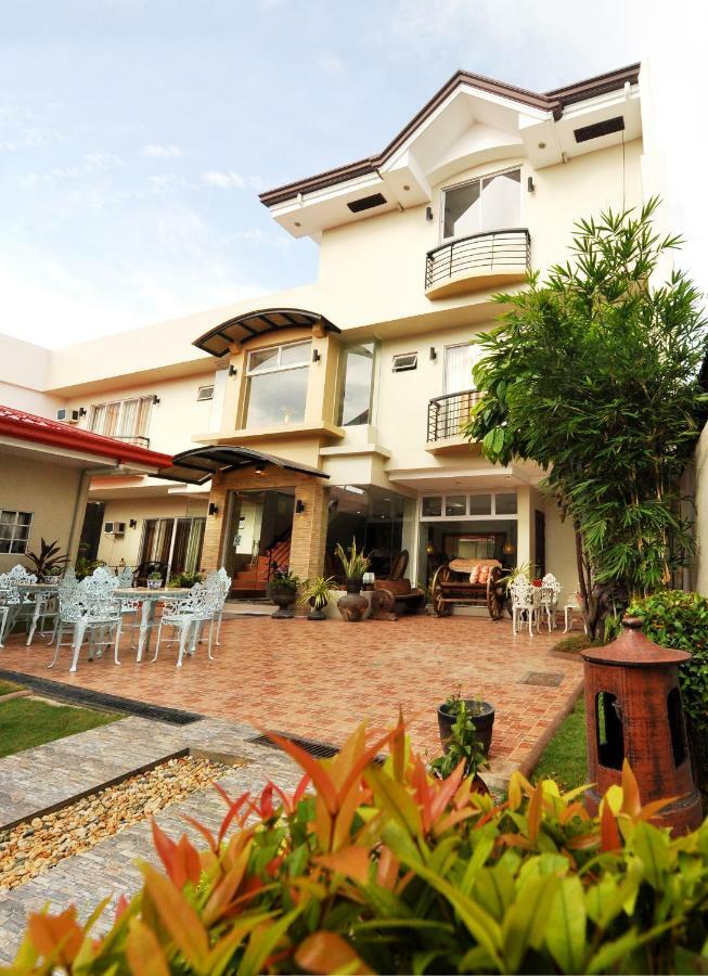 Harbour Gardens Tourist Inn Tagbilaran Exterior foto
